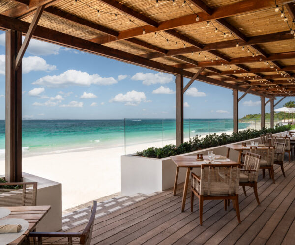 C Level Restaurant - Beachside Dining at Aurora Anguilla